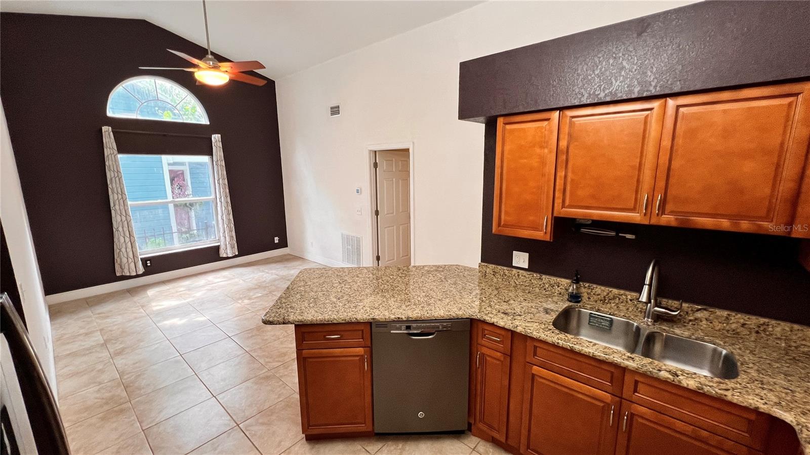 Image 14 of 42 For 7733 Fox Knoll Place