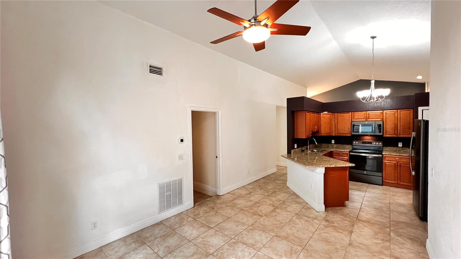 Image 15 of 42 For 7733 Fox Knoll Place