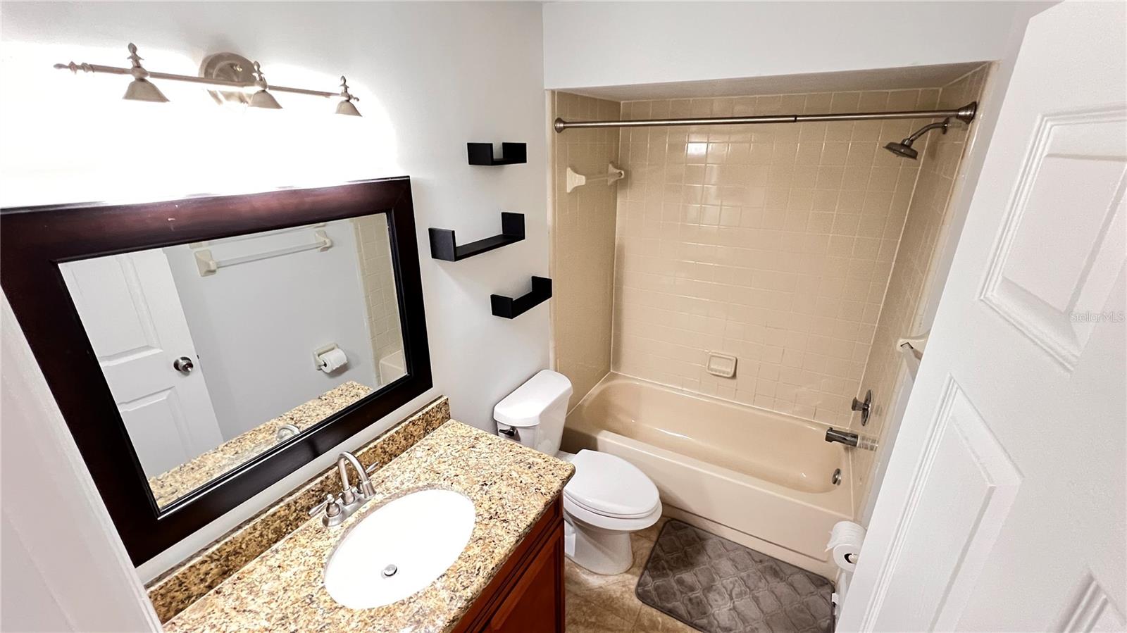 Image 23 of 42 For 7733 Fox Knoll Place