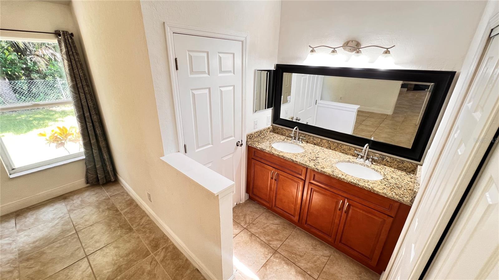 Image 30 of 42 For 7733 Fox Knoll Place