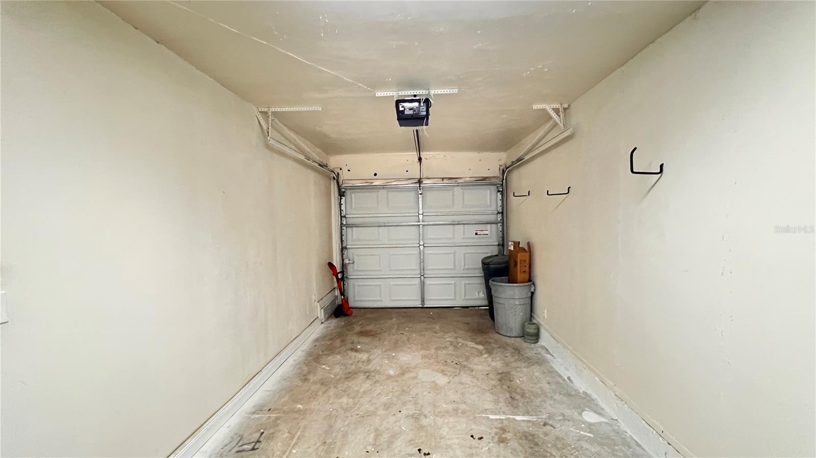 Image 36 of 42 For 7733 Fox Knoll Place