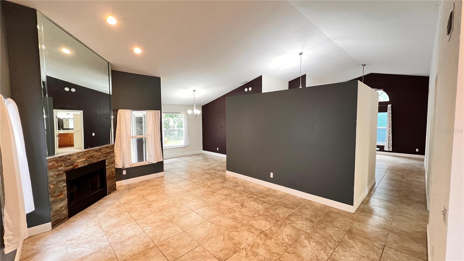 Image 8 of 42 For 7733 Fox Knoll Place