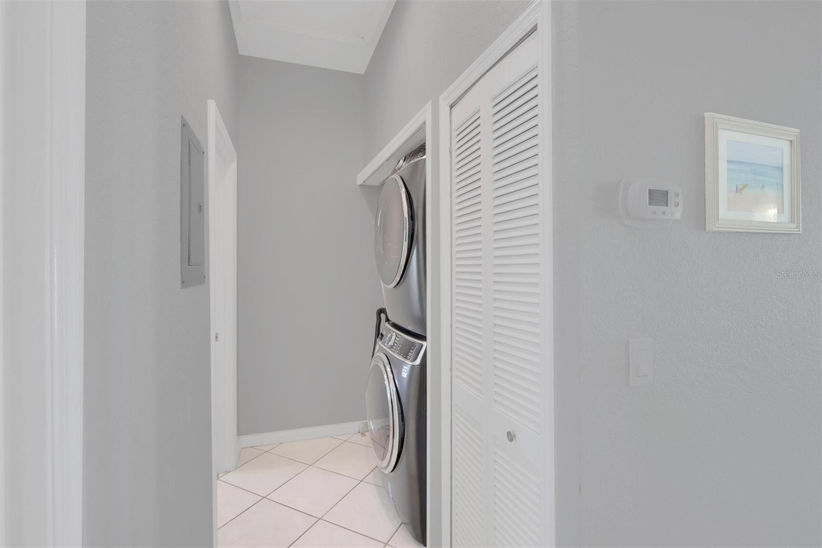 Image 15 of 39 For 6612 Atlantic Avenue 2050