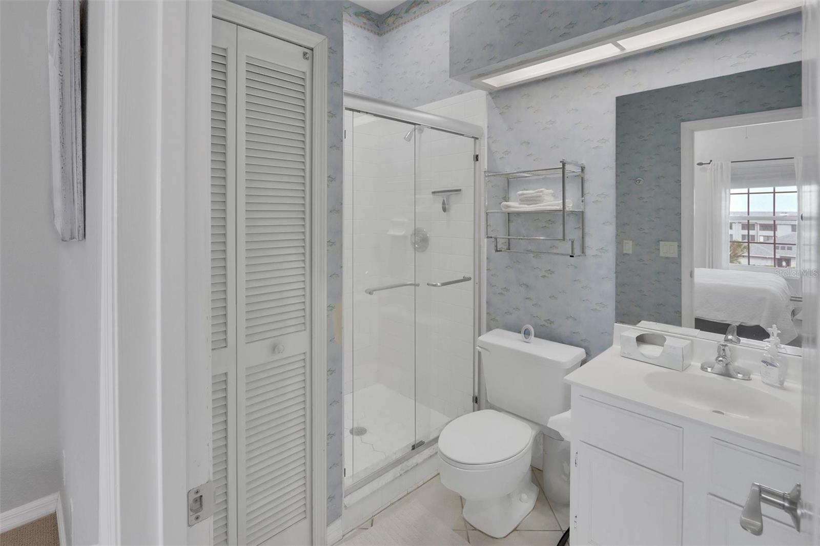 Image 23 of 39 For 6612 Atlantic Avenue 2050