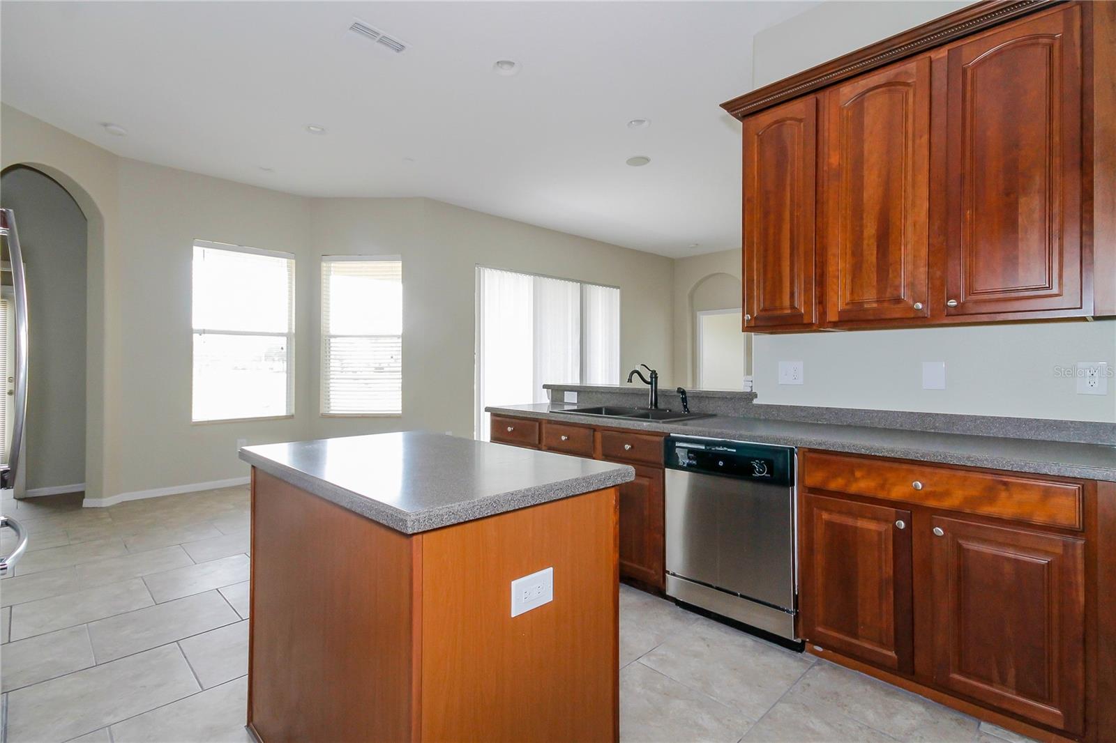 Image 12 of 15 For 2208 Tarragon Lane