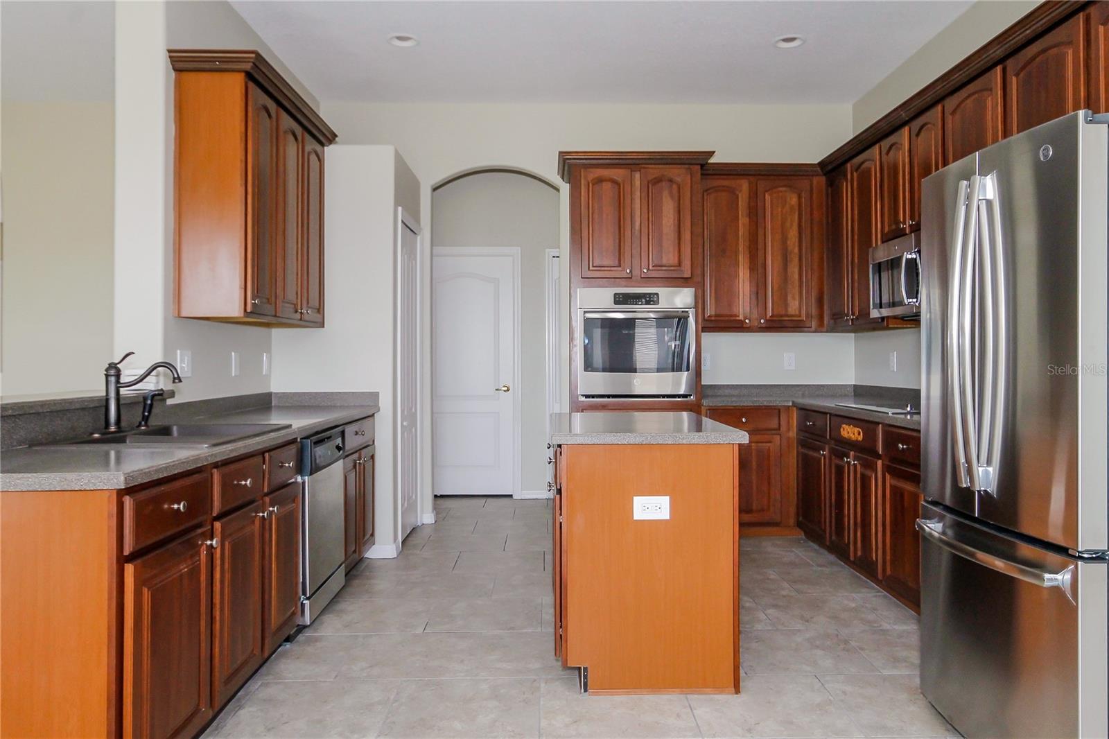 Image 13 of 15 For 2208 Tarragon Lane