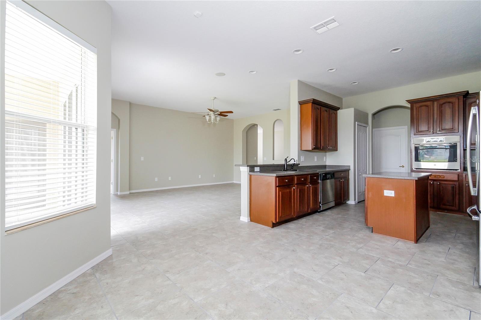 Image 7 of 15 For 2208 Tarragon Lane