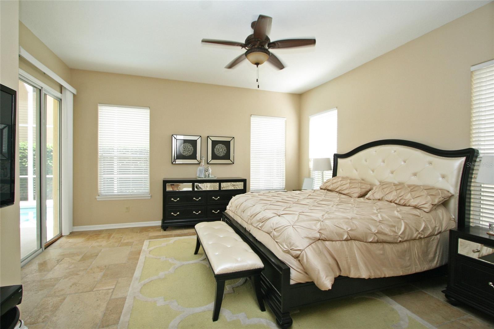 Image 12 of 35 For 8424 Saint Marino Boulevard