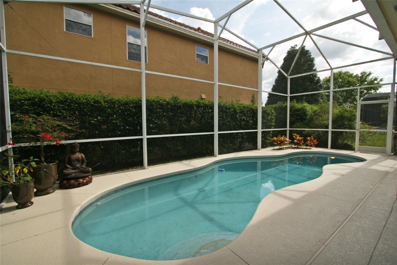 Image 24 of 35 For 8424 Saint Marino Boulevard