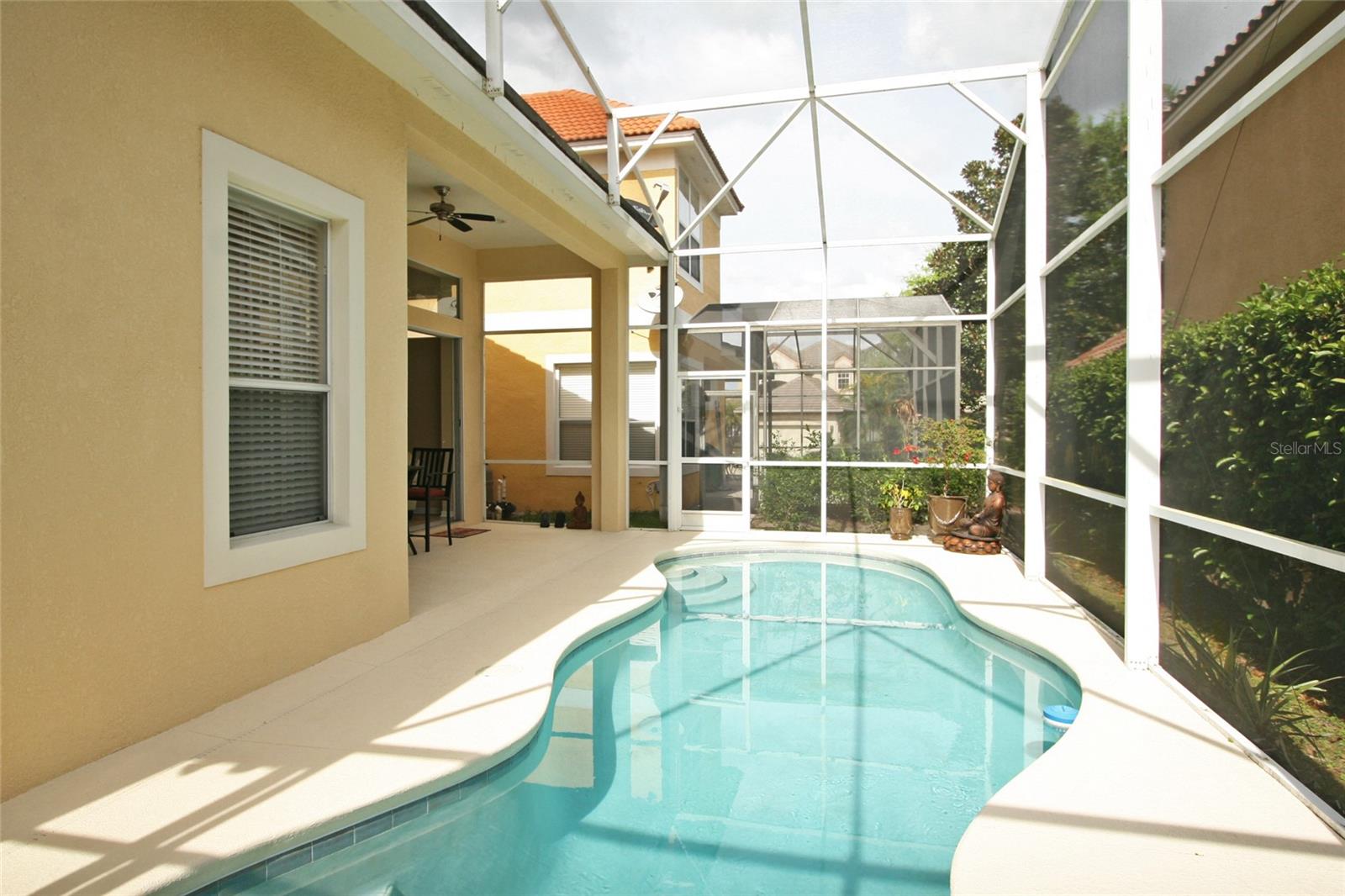 Image 28 of 35 For 8424 Saint Marino Boulevard