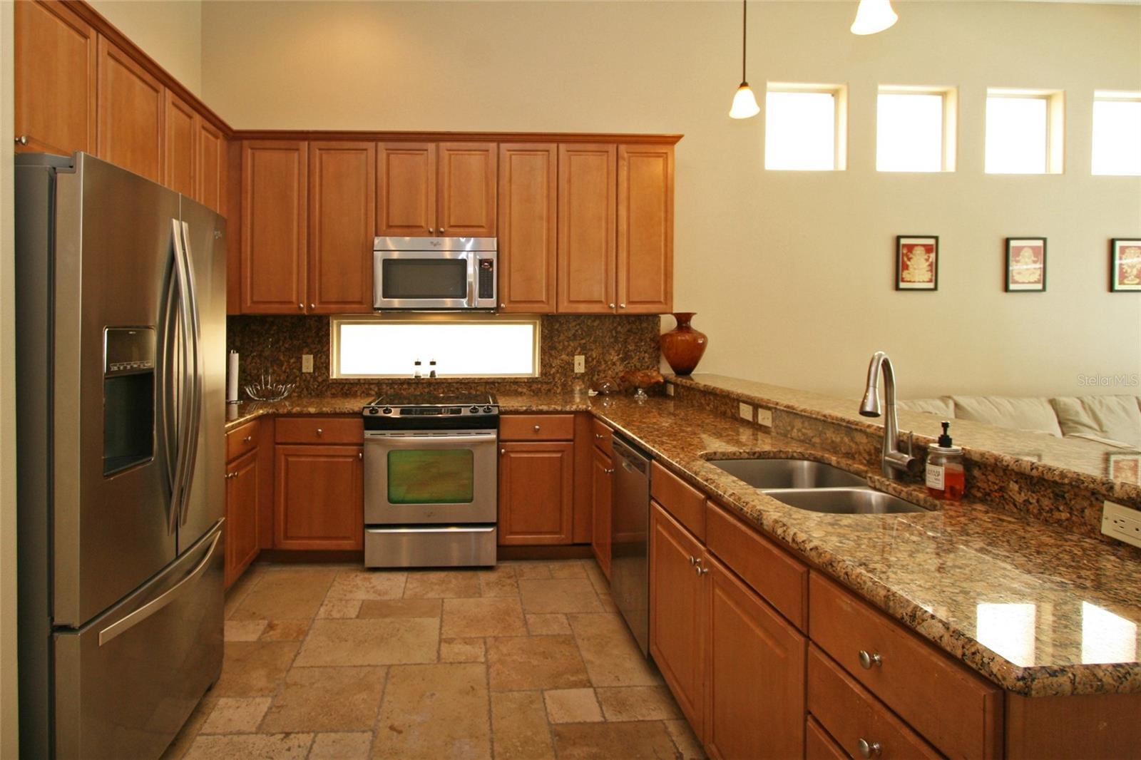 Image 6 of 35 For 8424 Saint Marino Boulevard