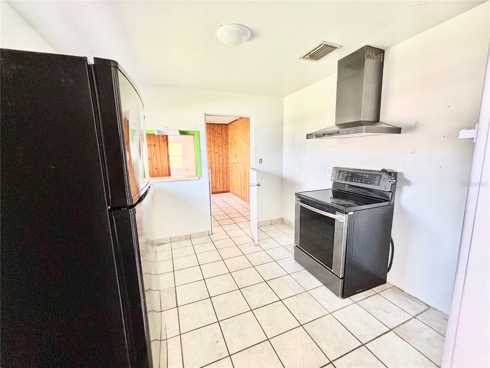 Image 2 of 16 For 27 5th Street