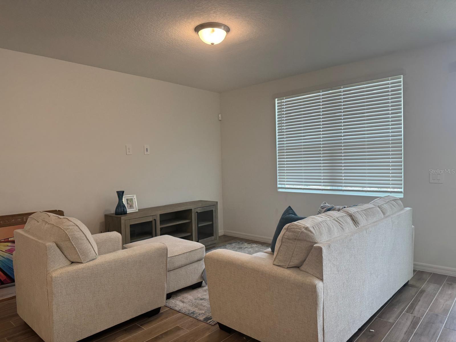 Image 10 of 26 For 16424 Happy Eagle Drive