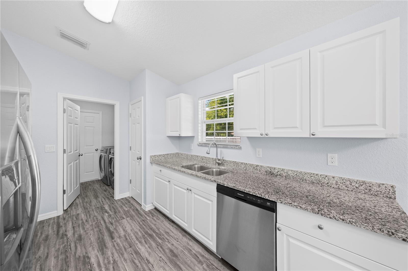 Image 10 of 48 For 6298 61st Avenue
