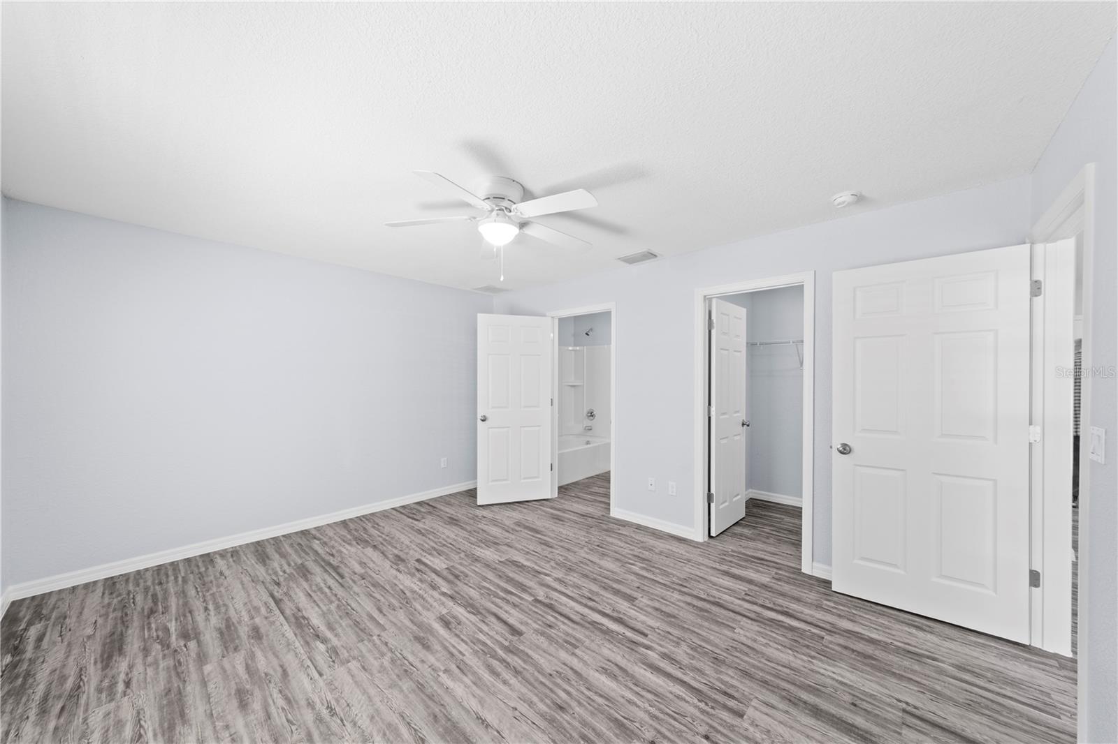 Image 15 of 48 For 6298 61st Avenue