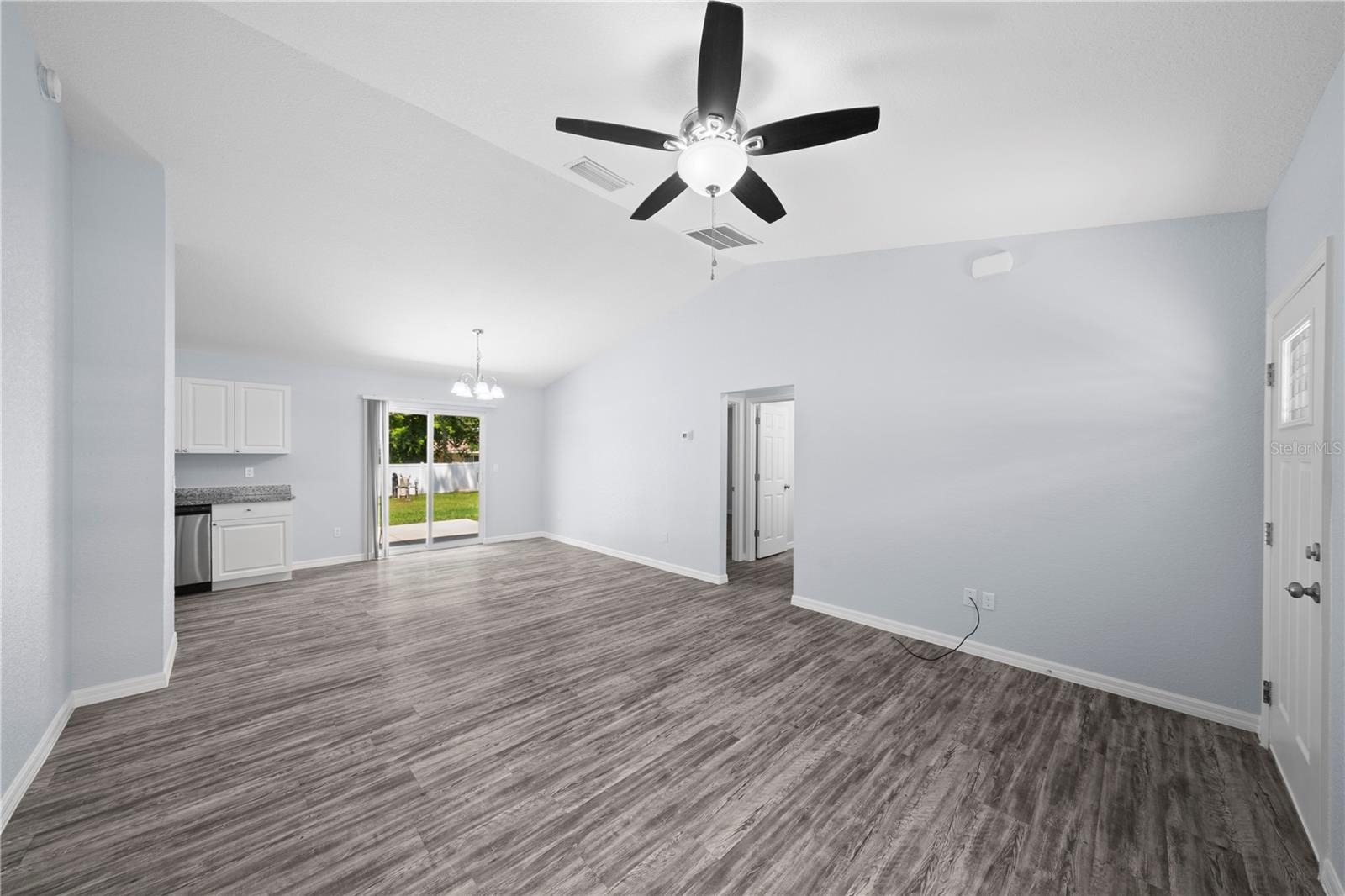 Image 8 of 48 For 6298 61st Avenue