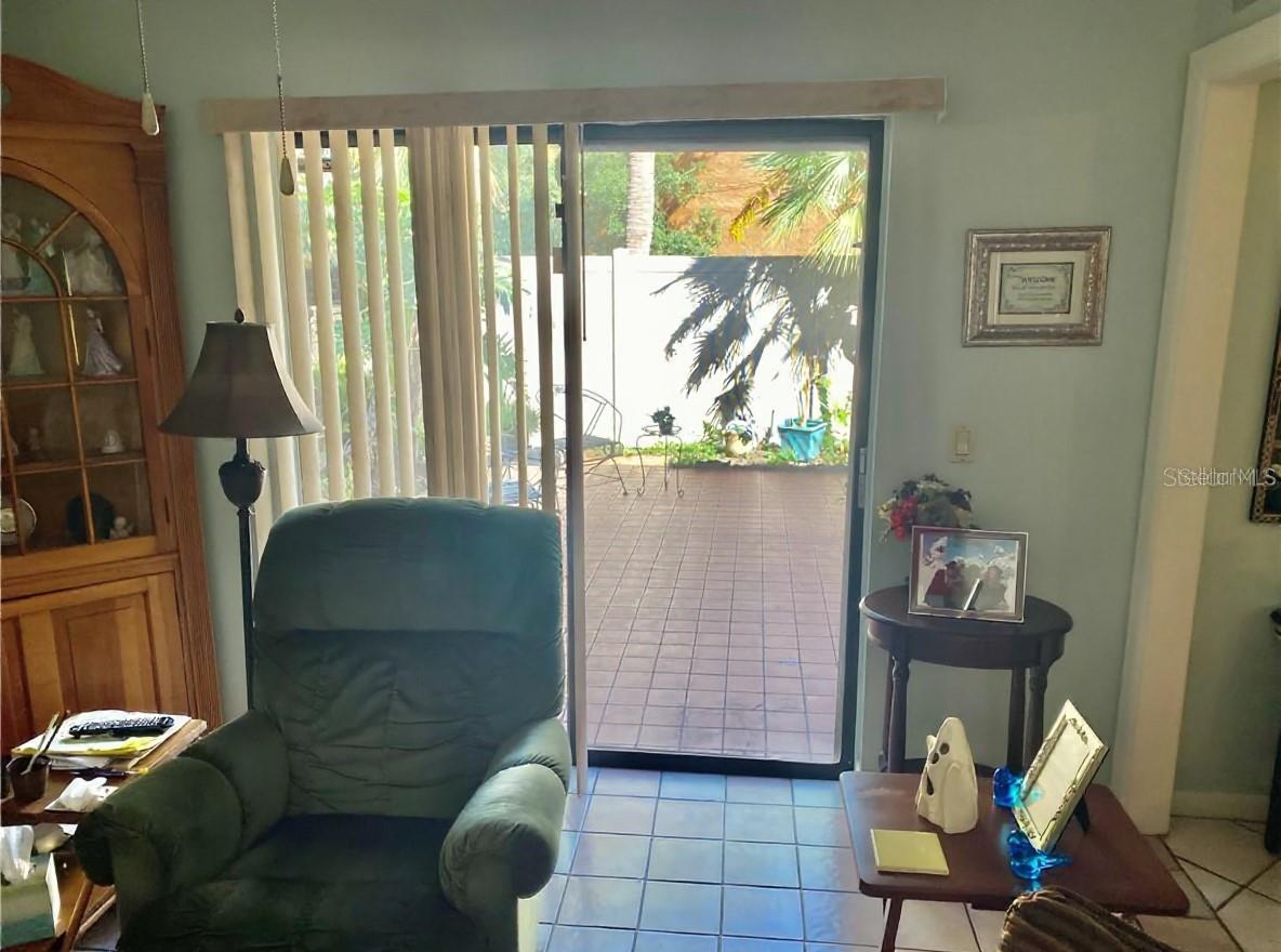 Image 16 of 25 For 4074 Shannon Brown Drive