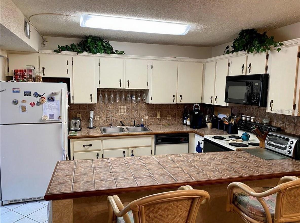 Image 7 of 25 For 4074 Shannon Brown Drive