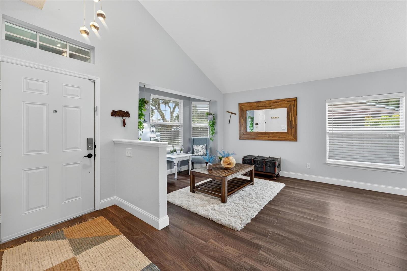 Image 6 of 64 For 1122 Bishop Avenue
