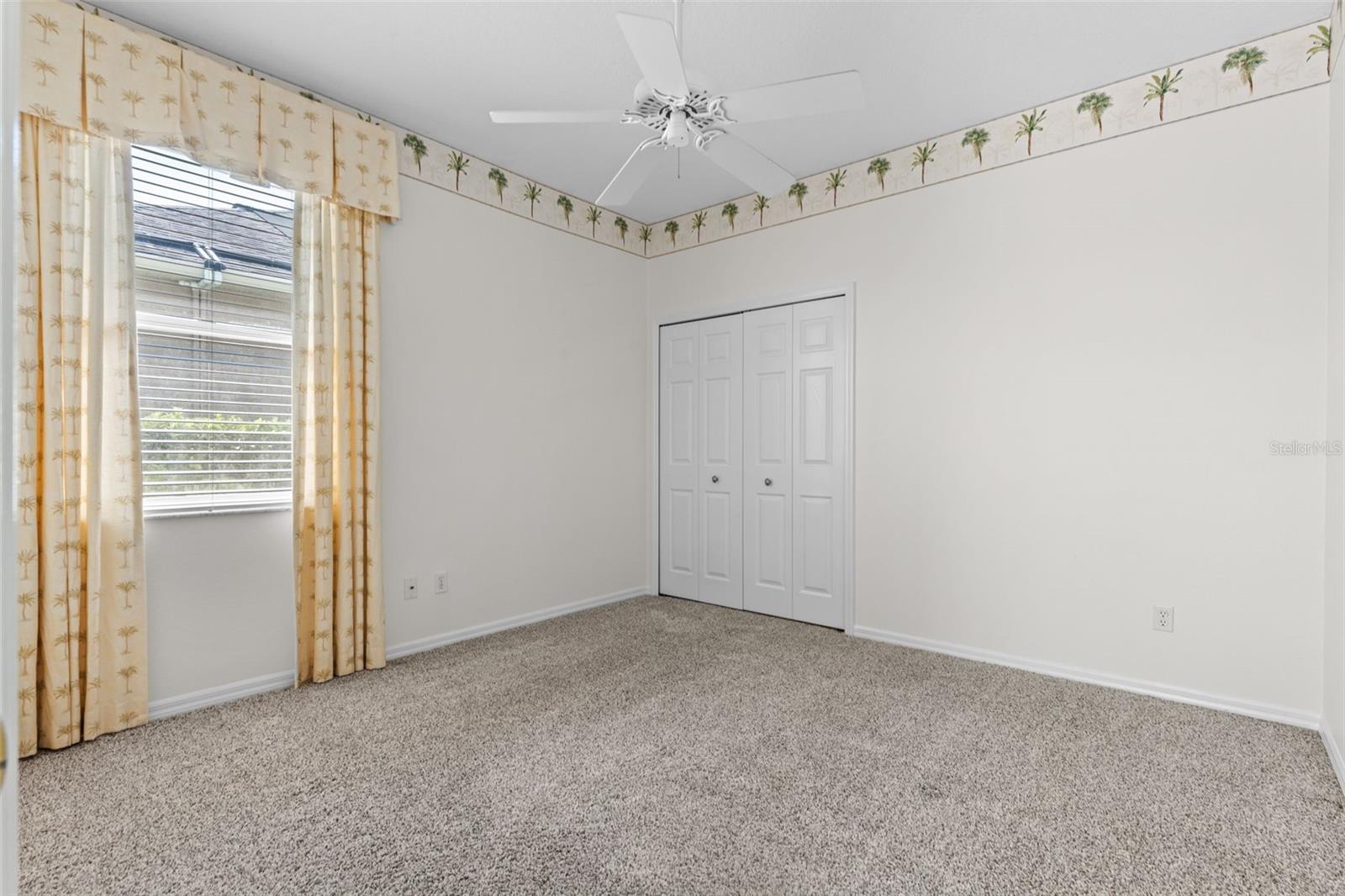 Image 17 of 34 For 13328 Paloma Drive