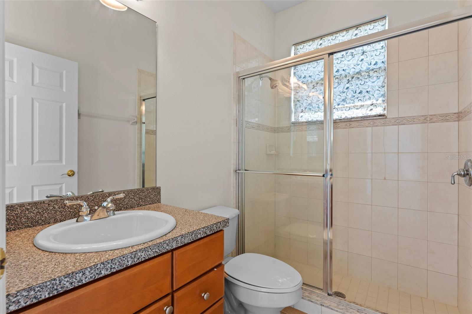 Image 18 of 34 For 13328 Paloma Drive