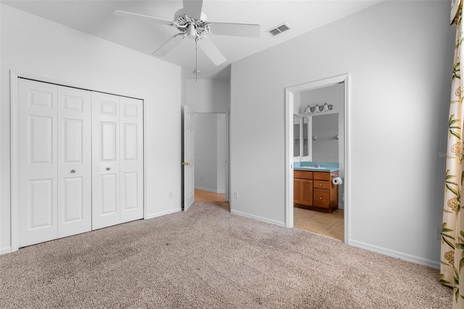 Image 20 of 34 For 13328 Paloma Drive
