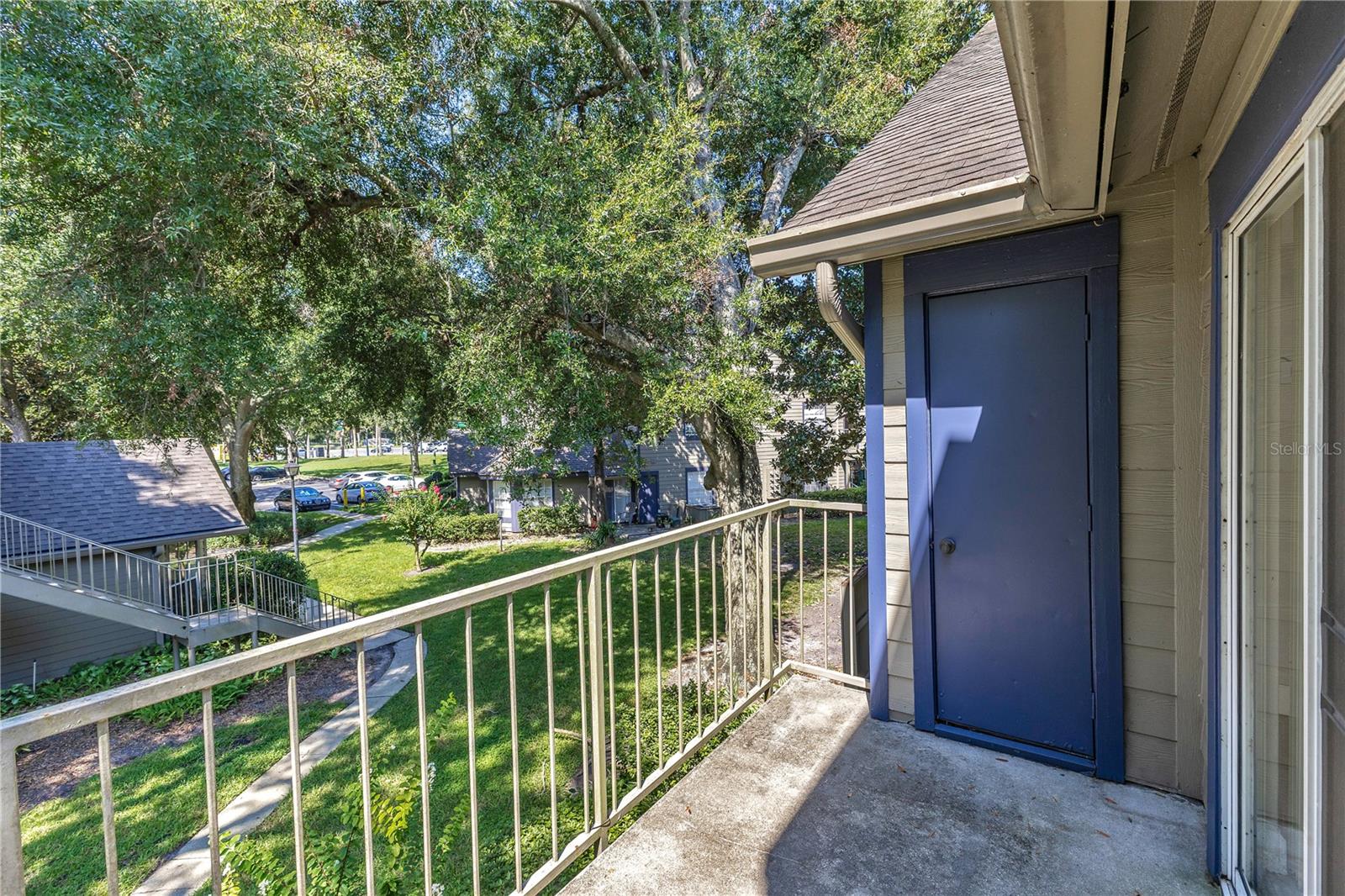 Image 5 of 26 For 955 Forest Ridge Court 203
