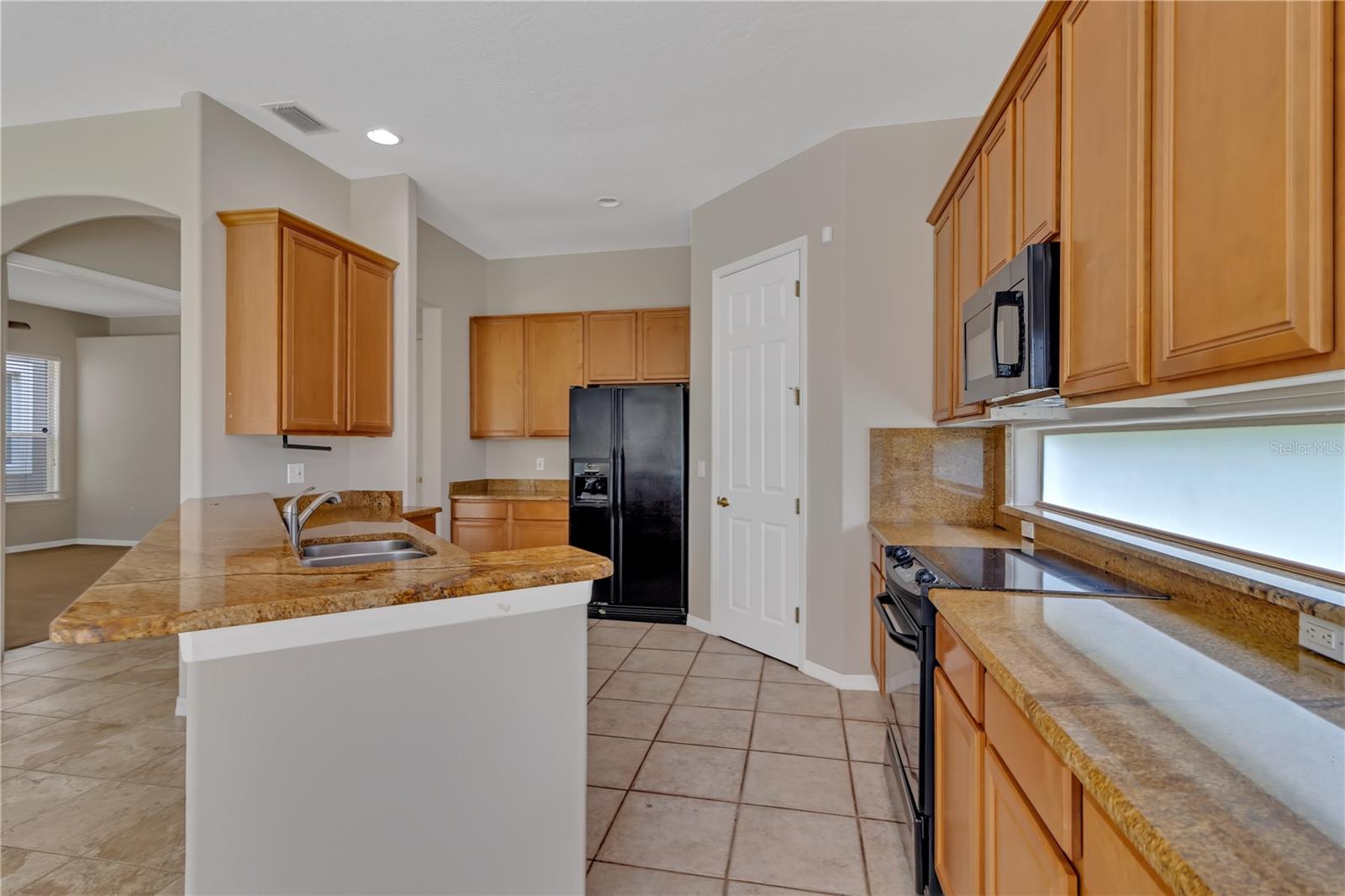 Image 28 of 40 For 8522 Saint Marino Boulevard