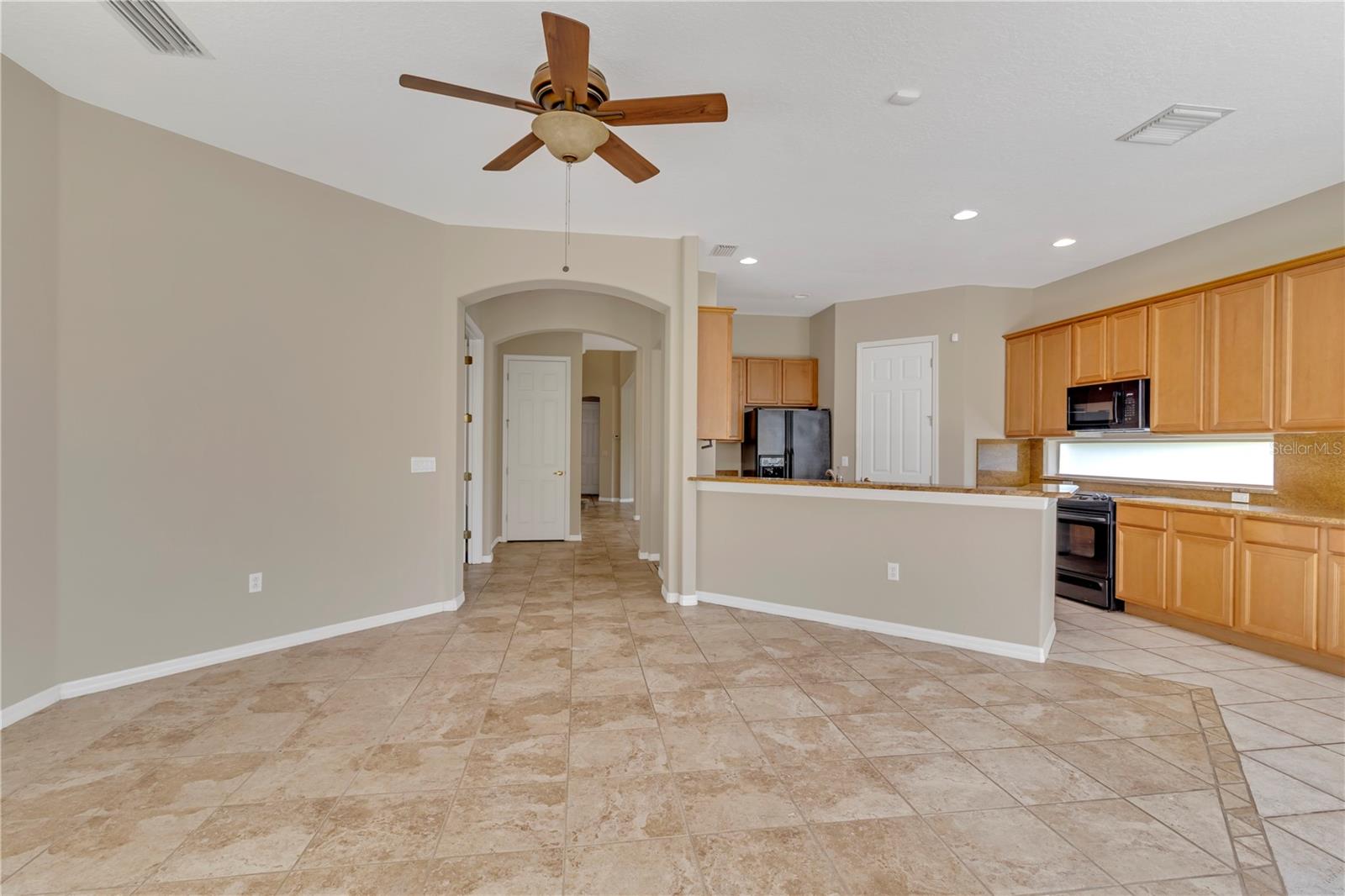 Image 5 of 40 For 8522 Saint Marino Boulevard