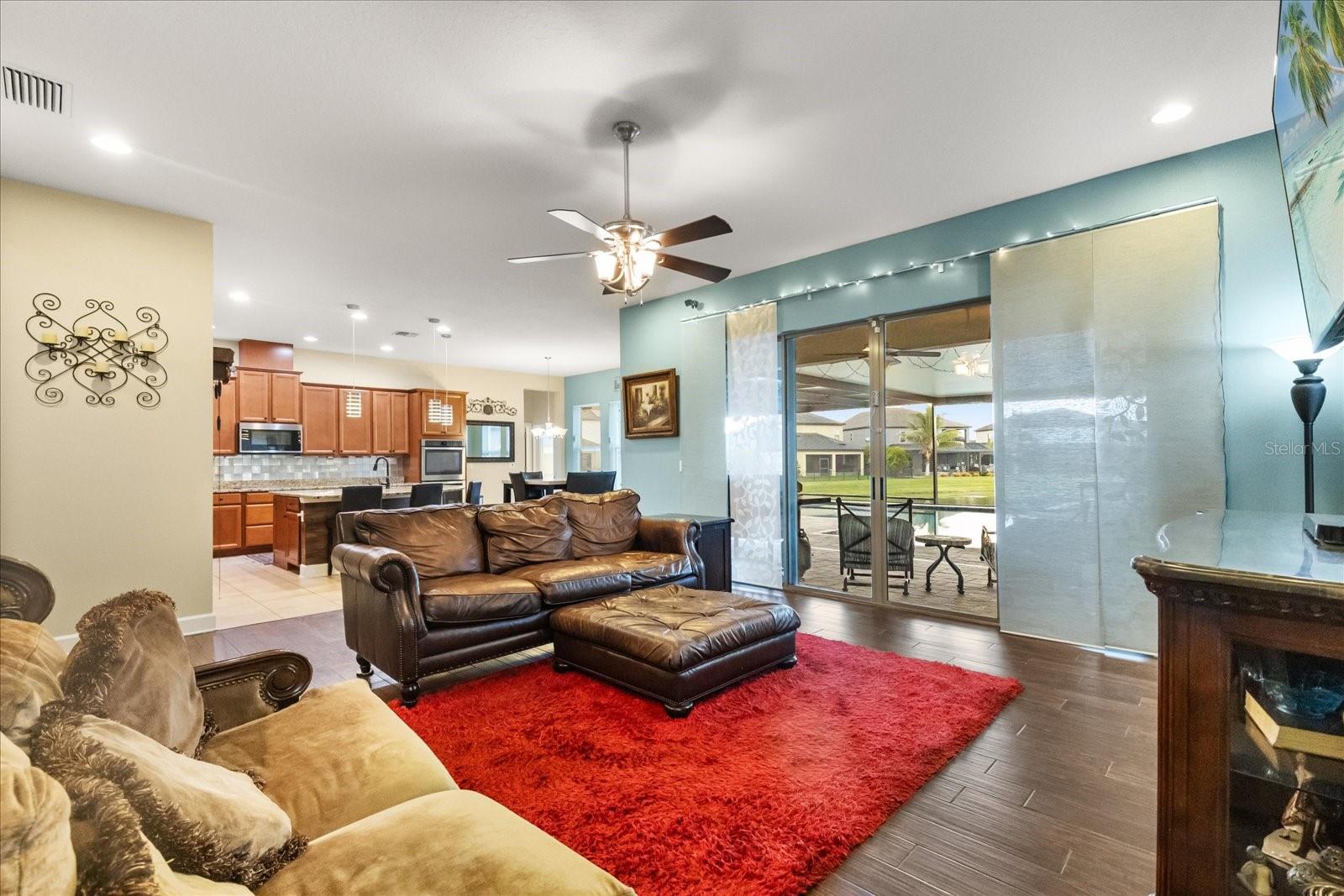 Image 4 of 52 For 11807 Cross Vine Drive