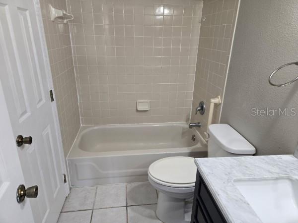 Image 11 of 18 For 1149 Exceller Court 207