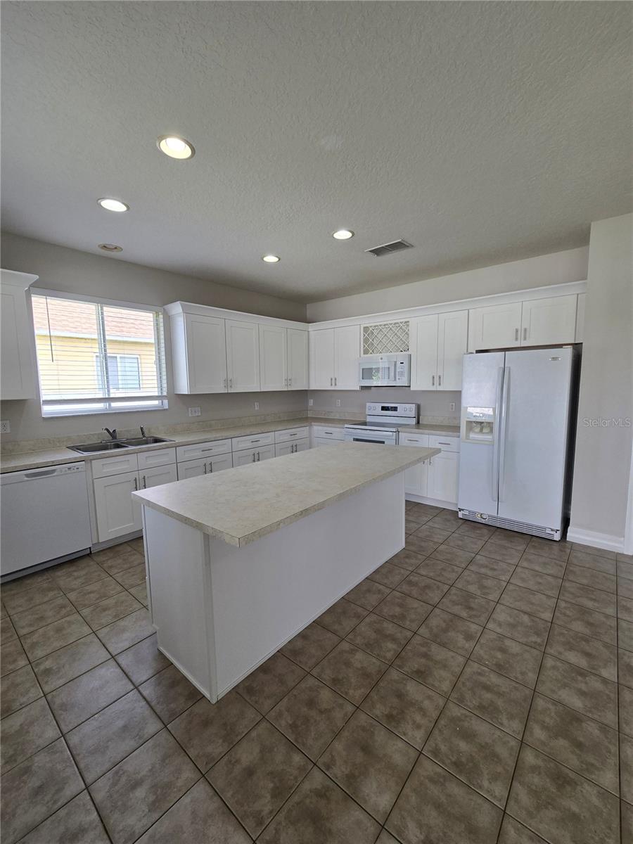 Image 9 of 15 For 556 First Cape Coral Drive