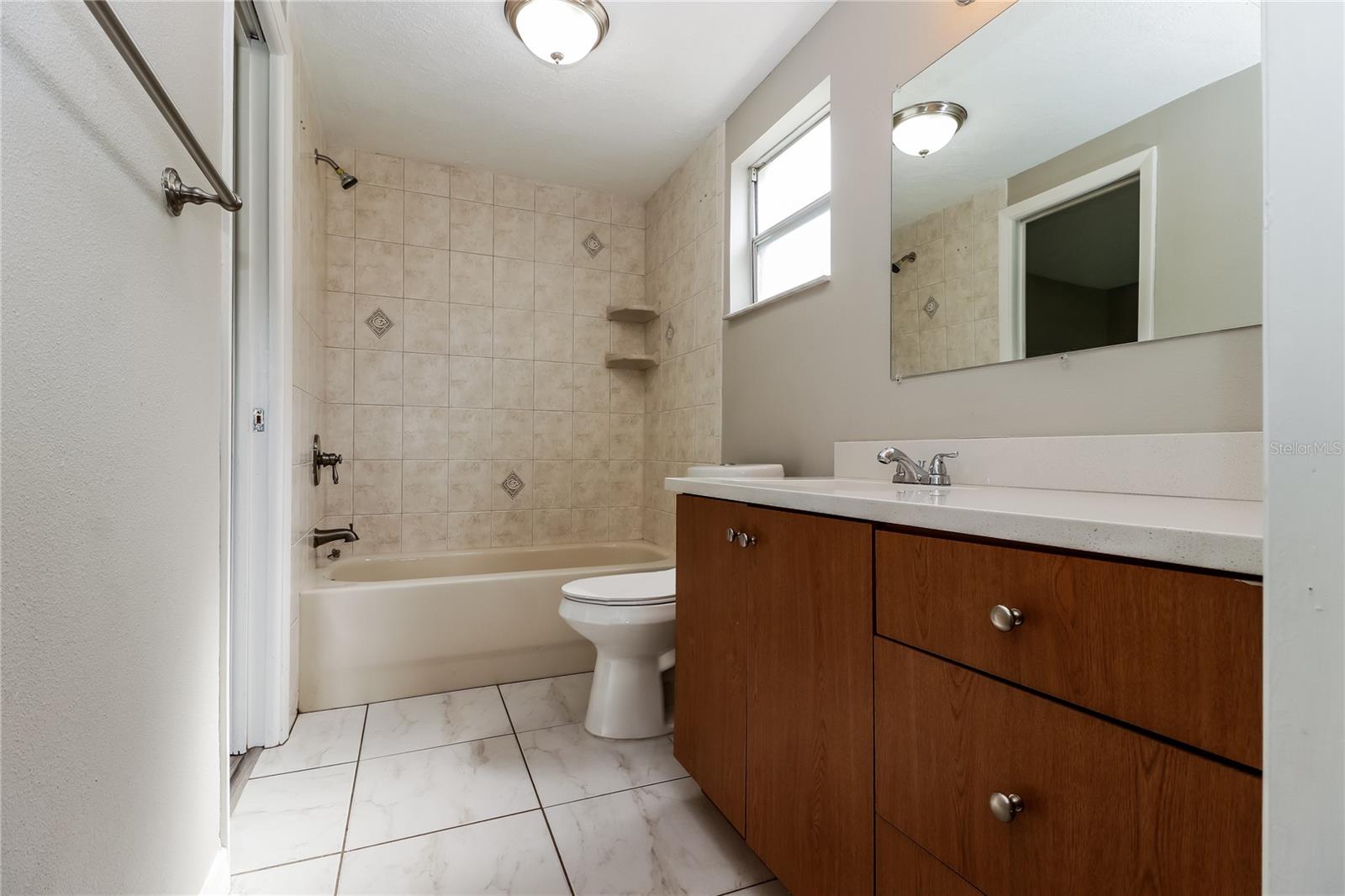 Listing photo id 9 for 7431 Belvedere Terrace