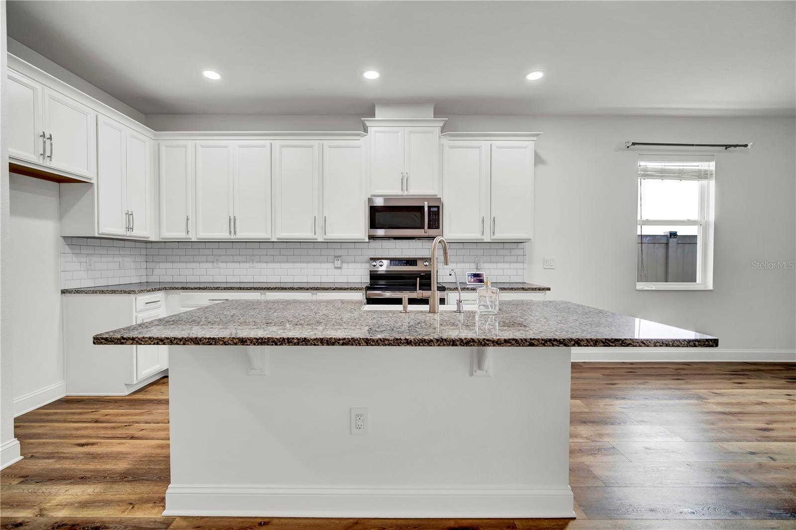 Image 16 of 33 For 15539 Murcott Blossom Boulevard