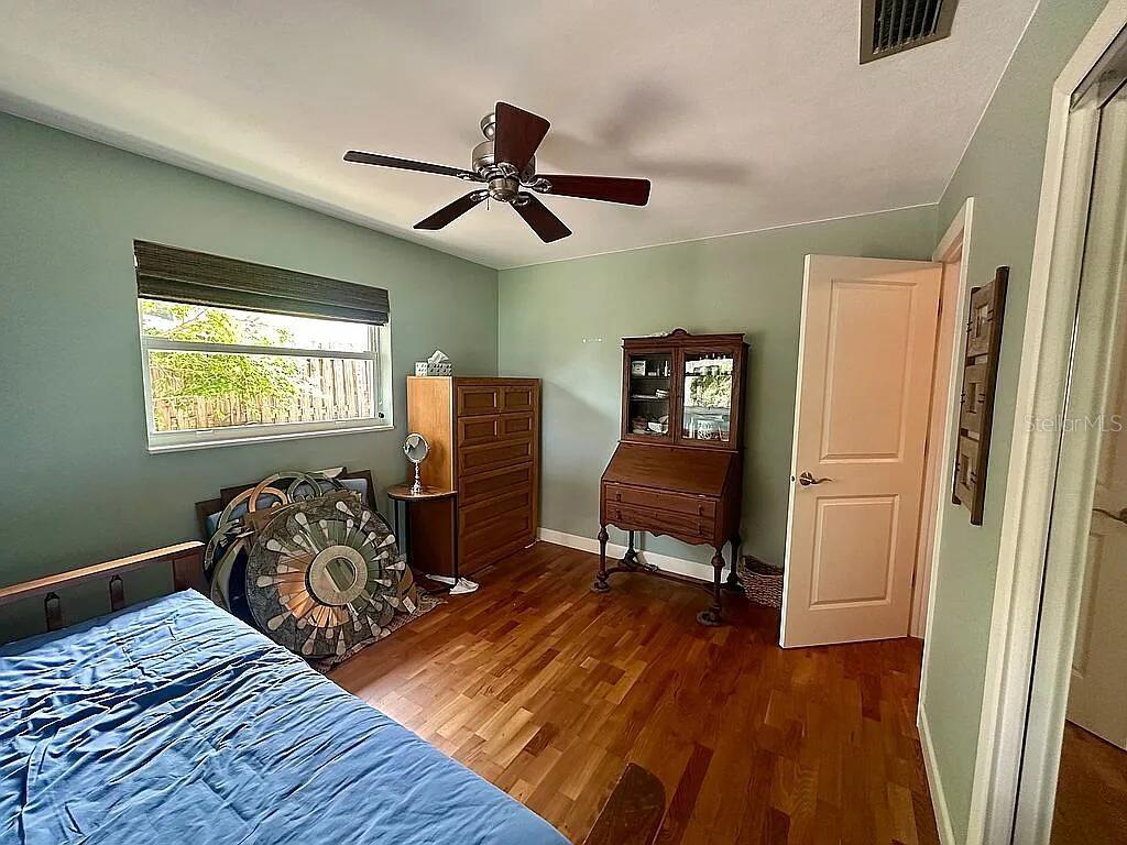 Image 11 of 38 For 563 Gershwin Drive
