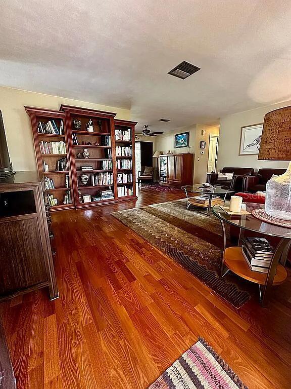 Image 13 of 38 For 563 Gershwin Drive