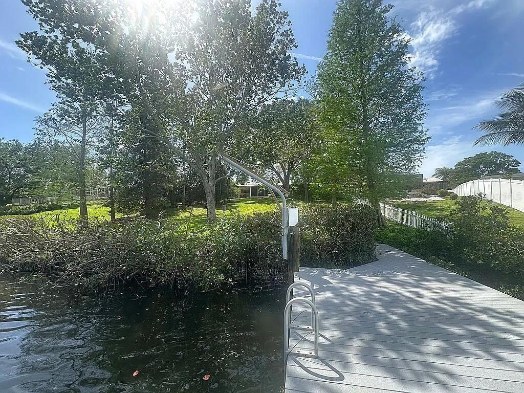 Image 19 of 38 For 563 Gershwin Drive