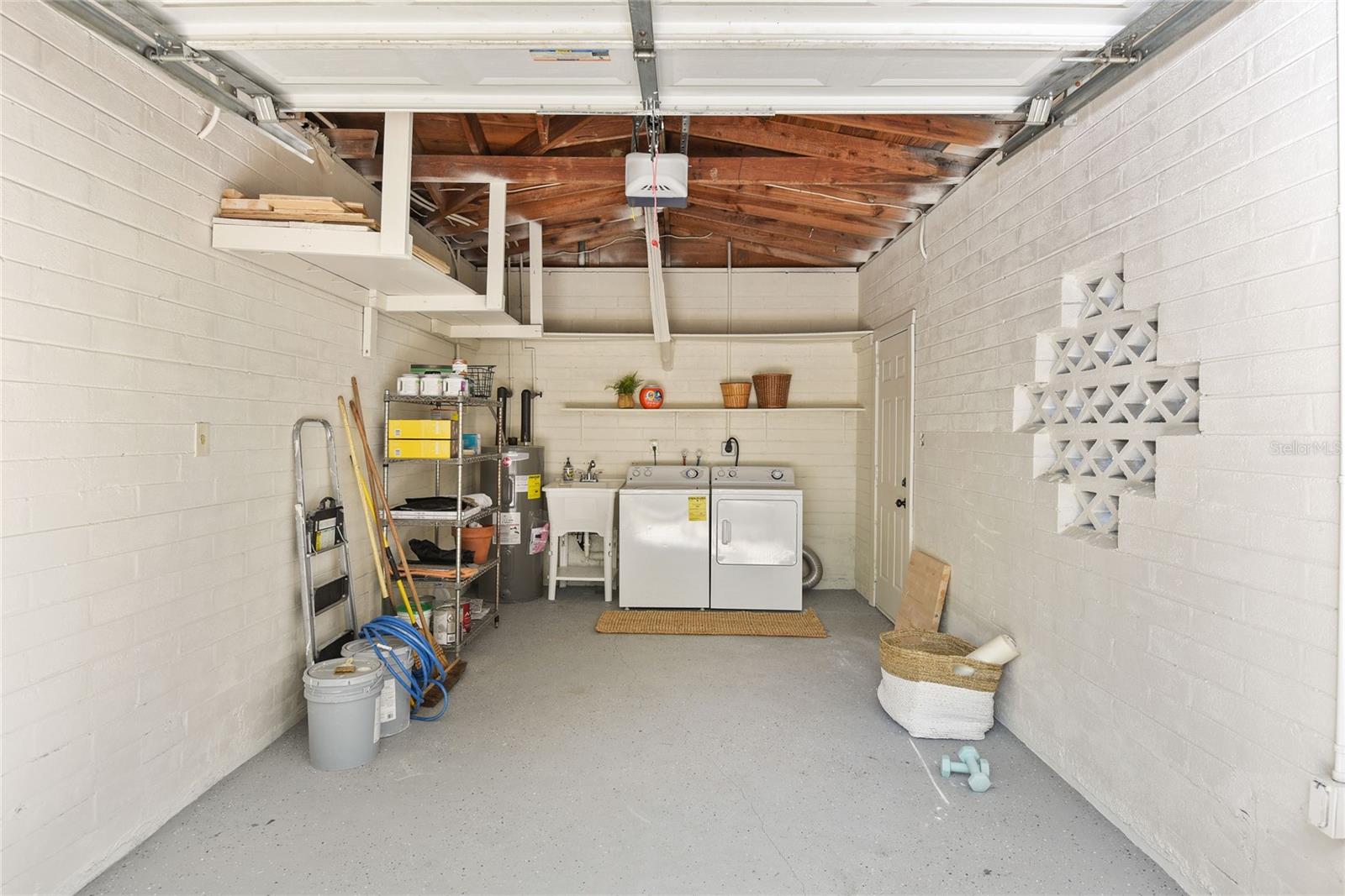 Image 22 of 38 For 1037 Virginia Avenue