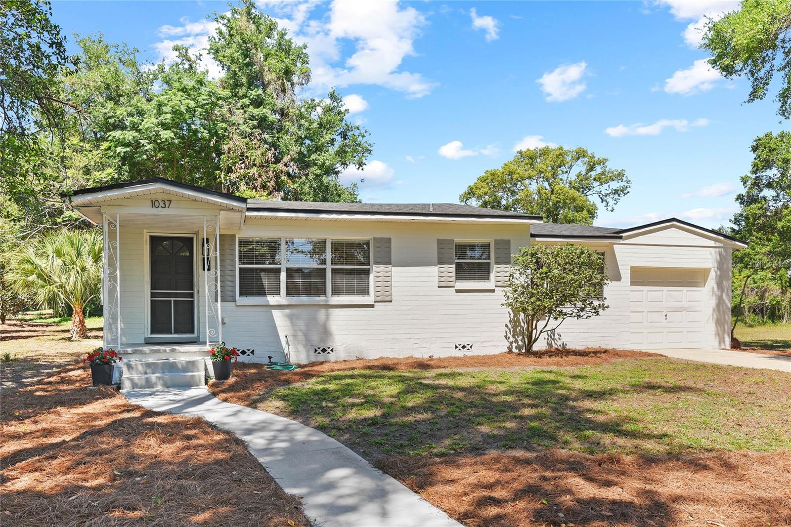 Image 3 of 38 For 1037 Virginia Avenue
