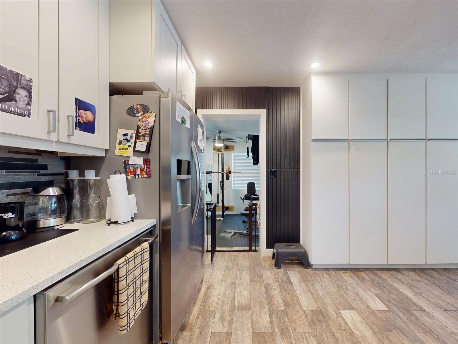Image 11 of 78 For 811 10th Avenue
