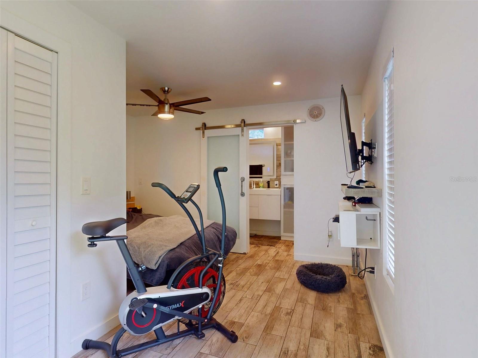 Image 30 of 78 For 811 10th Avenue