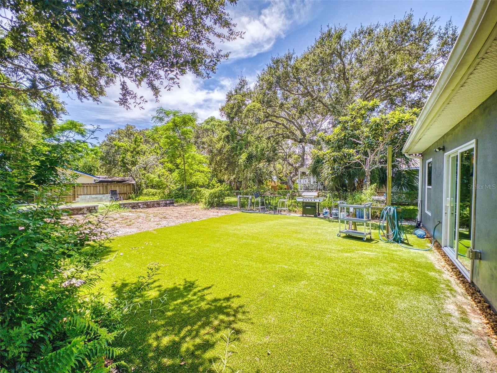 Image 39 of 78 For 811 10th Avenue