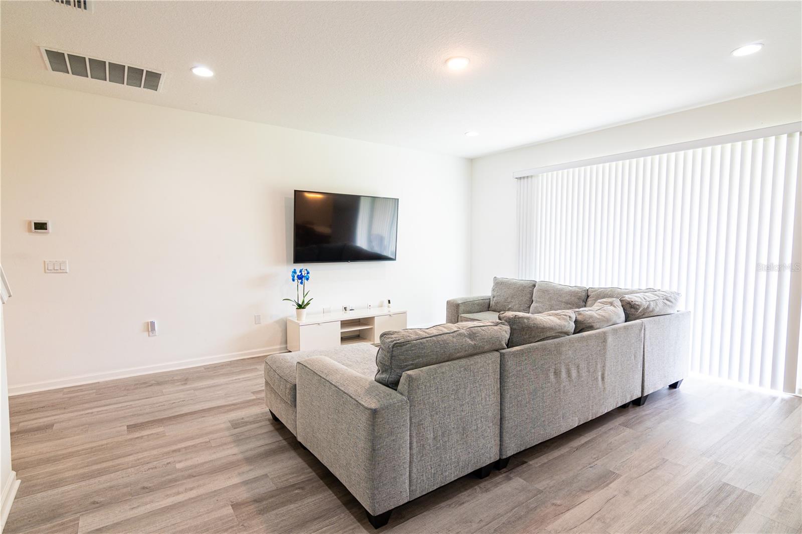 Image 10 of 96 For 4371 Renly Lane