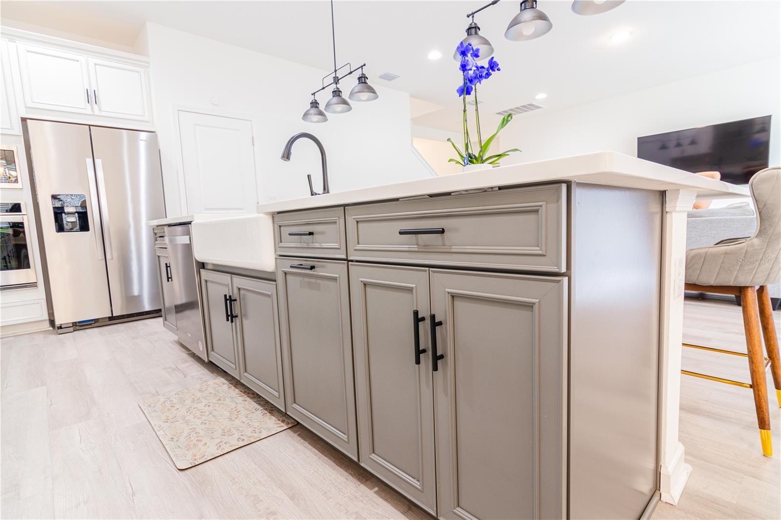 Image 16 of 96 For 4371 Renly Lane