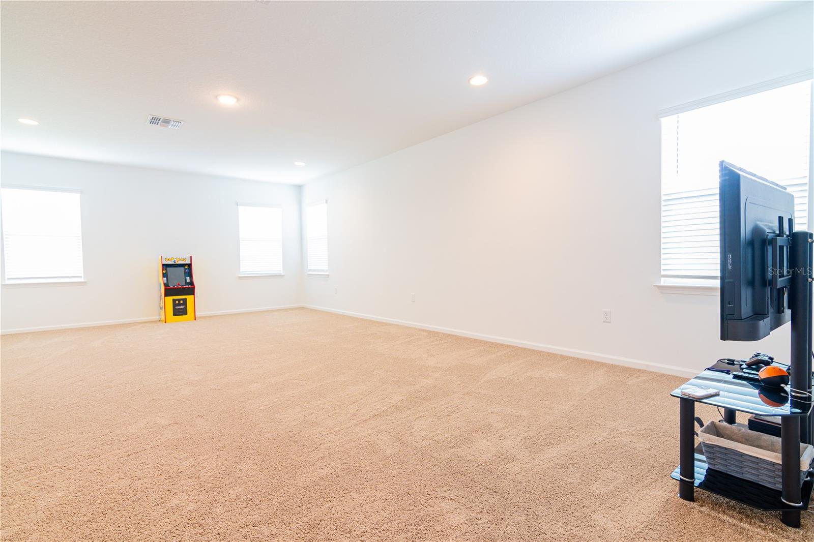 Image 35 of 96 For 4371 Renly Lane
