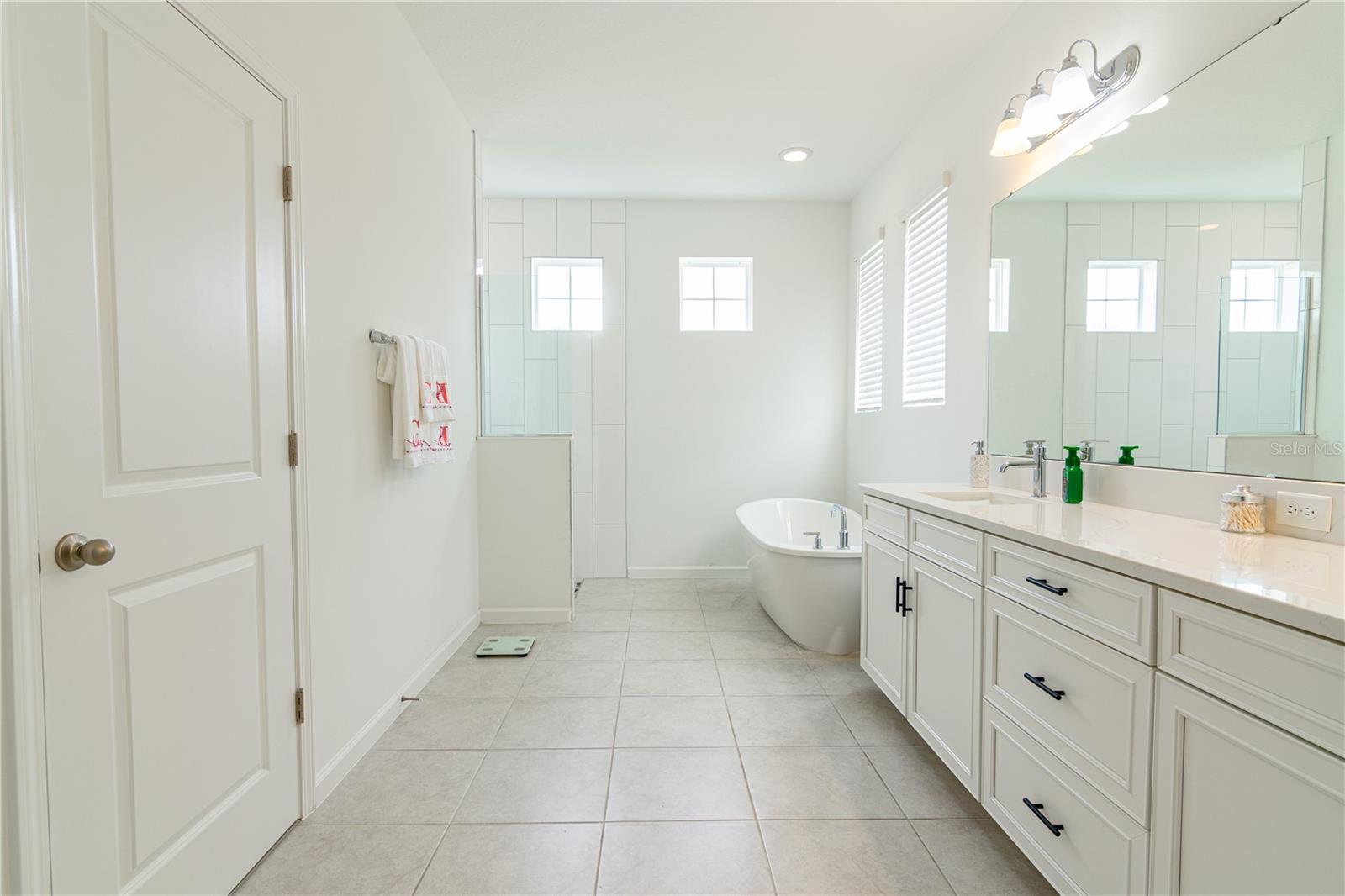 Image 77 of 96 For 4371 Renly Lane