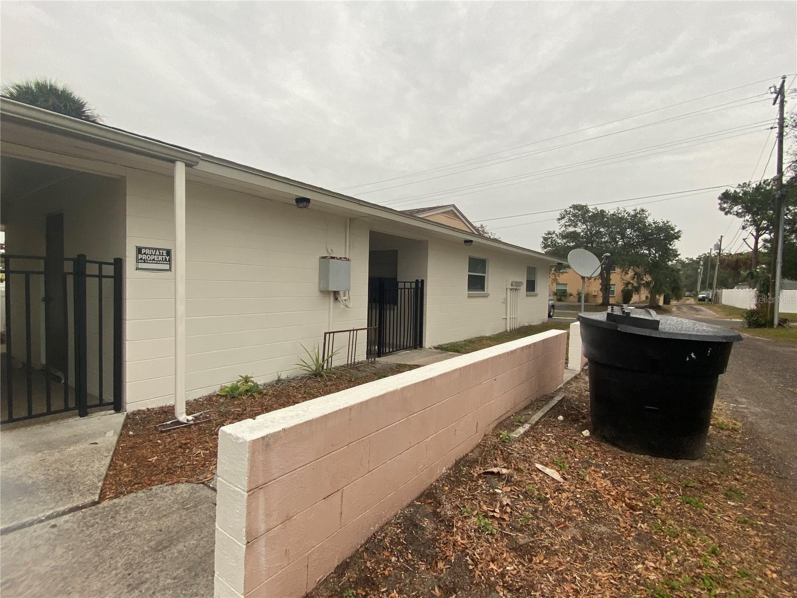 Image 11 of 18 For 500 75th Avenue N 3