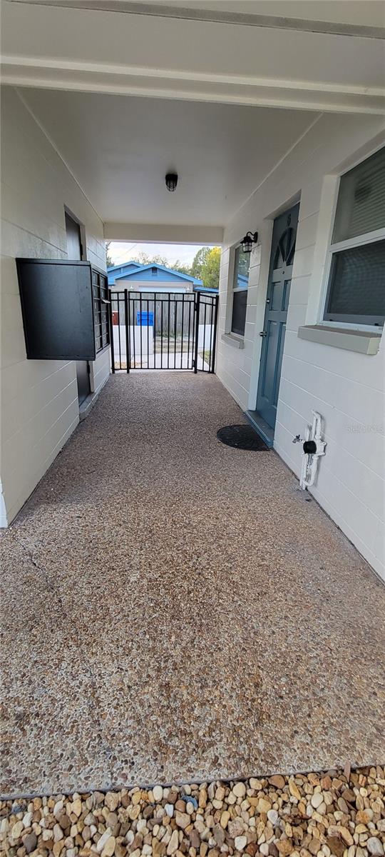 Image 13 of 18 For 500 75th Avenue N 3