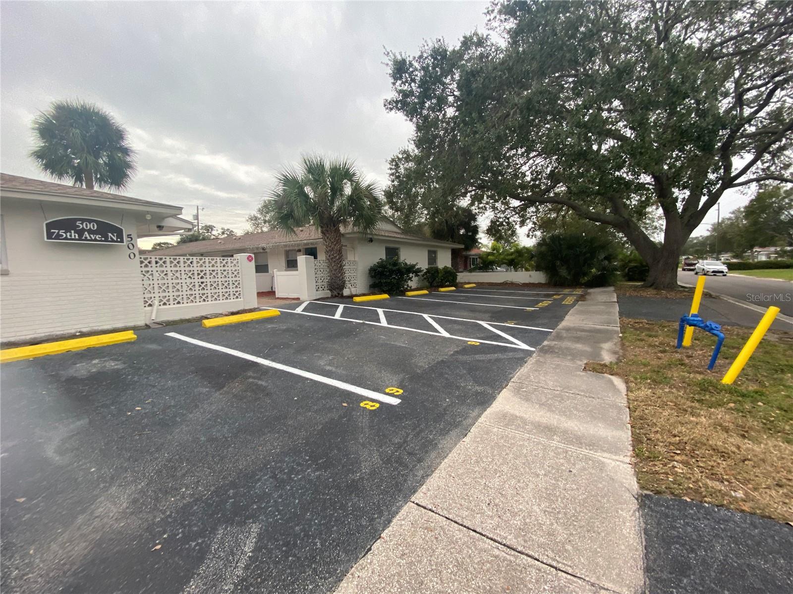 Image 15 of 18 For 500 75th Avenue N 3