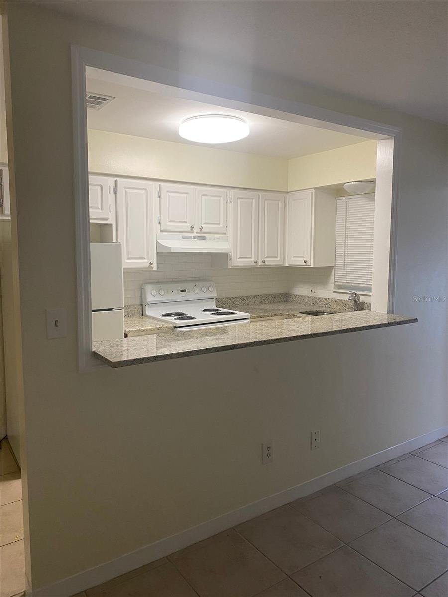 Image 6 of 18 For 500 75th Avenue N 3